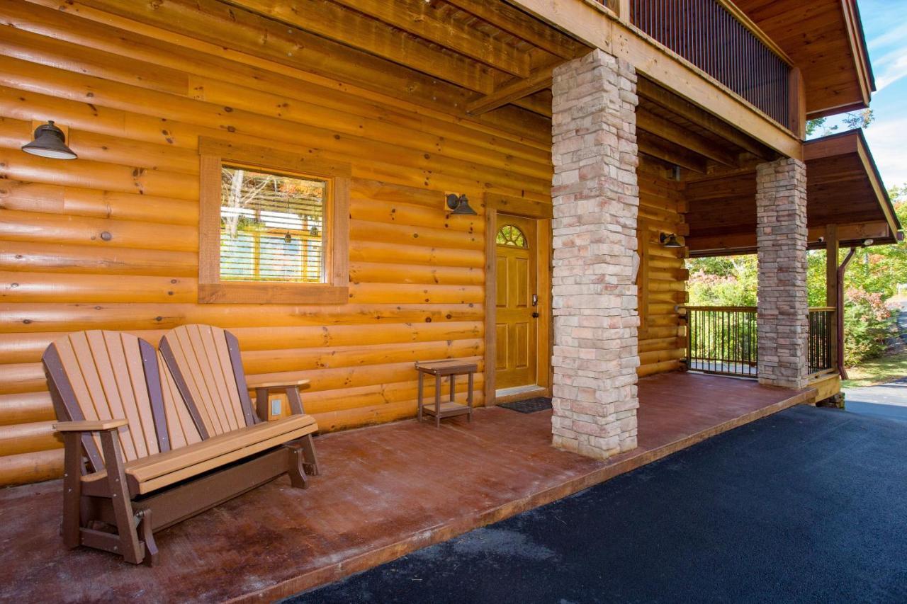 Star Dancer Cabin Гетлинбург Екстериор снимка